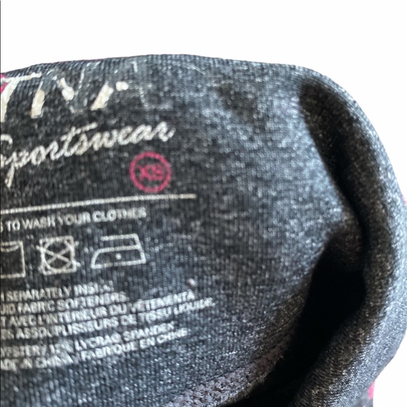 TNA Dark Grey Leggings - Picture 5 of 5